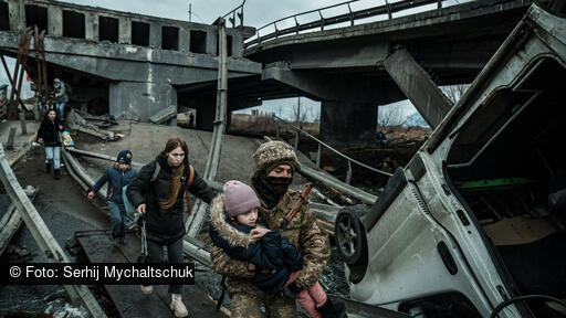 Bas präsentiert Fotoausstellung „Die Ukraine: Der Preis der Freiheit“