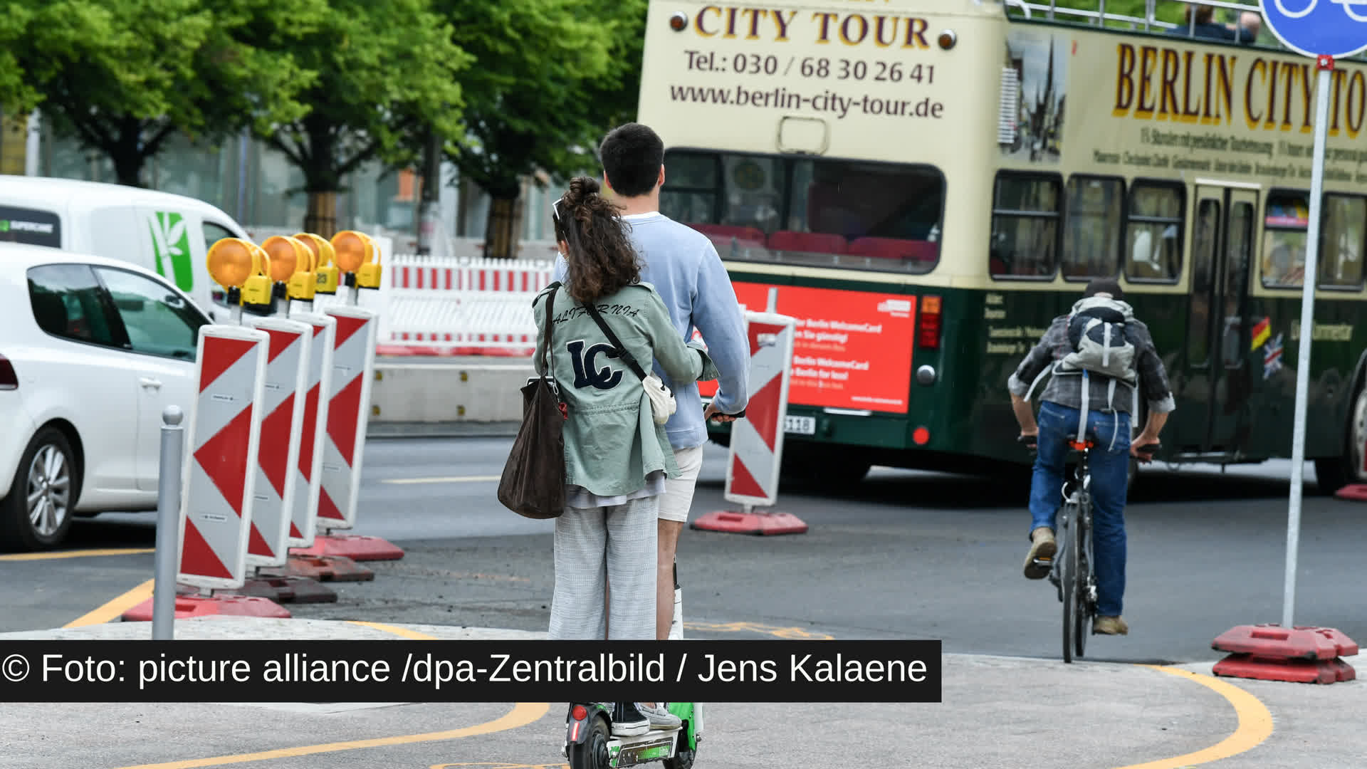 83. Sitzung vom 11.06.2026. TOP 27: Haftung bei Unfällen mit Elektrokleinstfahrzeugen episode artwork